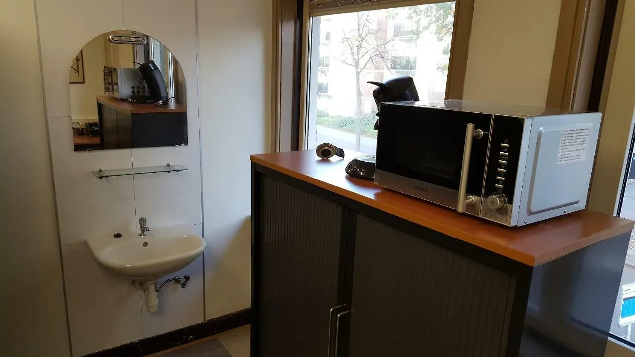 Homestay Peterson'S Rooms & Rentals Eindhoven